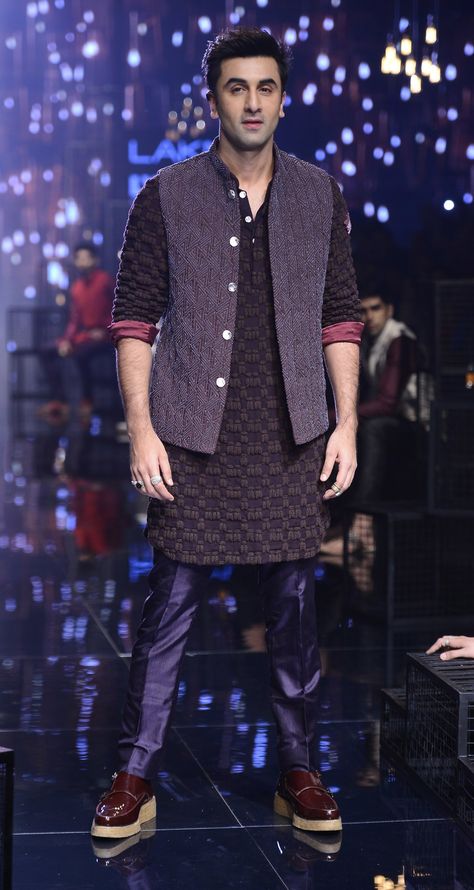 Ranbir Kapoor India Fashion Men, Indian Wedding Suits Men, Man Dress Design, Nehru Jacket For Men, Mens Indian Wear, Boys Kurta Design, Wedding Kurta For Men, Groom Dress Men, Wedding Tux