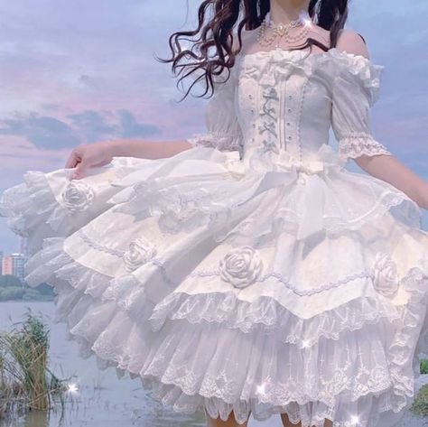 What Kind of Princess Are You? Maxi Design, Gaun Fashion, Kawaii Fashion Outfits, Fairytale Dress, 가을 패션, Really Cute Outfits, Kawaii Clothes, Cosplay Outfits, Lolita Dress