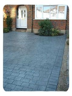 Front Driveway Ideas, Imprinted Concrete Driveway, Front Garden Ideas Driveway, Block Paving Driveway, Garden Ideas Driveway, Stamped Concrete Driveway, Modern Driveway, Paving Ideas, Driveway Ideas