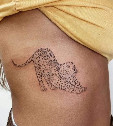 Fine Line Tattoo Designs, Line Tattoo Designs, Line Tattoo Ideas, Leopard Tattoos, Fine Line Tattoo, Spine Tattoos For Women, Stars Design, Line Tattoo, Rich Money