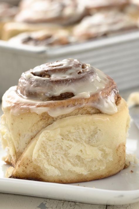 King Arthur Flour Recipes, King Food, King Arthur Flour, Cinnamon Rolls Homemade, Bun Recipe, Bread Machine Recipes, Cinnamon Rolls Recipe, Flour Recipes, Christmas Breakfast