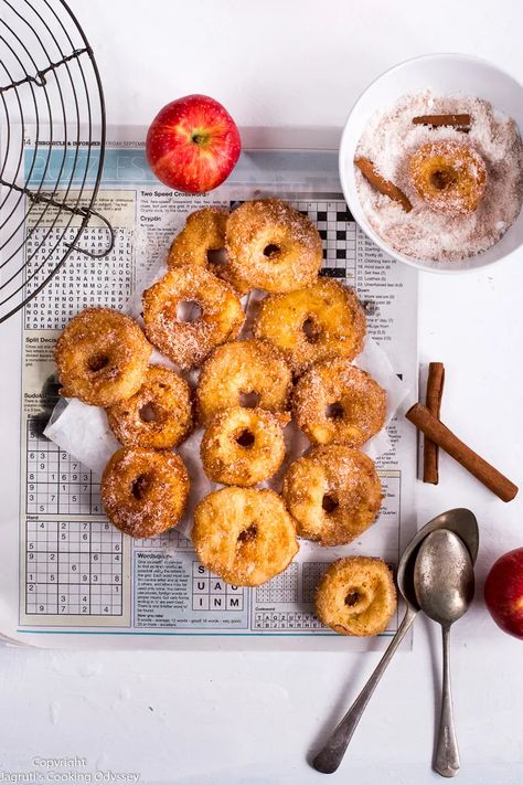 AIR FRYER APPLE RING DOUGHNUTS Equinox Recipes, Ring Doughnut, Fried Apple Rings, Celebrate Mabon, Air Fryer Breakfast Recipes, Healthy Doughnuts, Cottage Cheese Desserts, Air Fryer Breakfast, Apple Puff Pastry