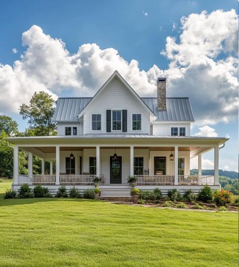 Two Story Country House, House In Pasture, Cute Houses Modern, Houses Exterior Farmhouse, Outside Of House Ideas, Wrap Around Porch Floor Plans, White House’s, Farmhouse On Land, Farmhouse Wrap Around Porch