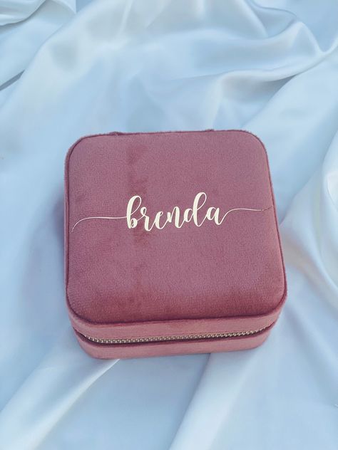 Excited to share the latest addition to my #etsy shop: Personalized Jewelry Box, Bridesmaid Gift, Bride Gift, Velvet Jewelry Box, Travel Case, Bride, Travel Jewelry Box, Velvet Jewelry Case #christmas #square #ring #women #yes #maidofhonorgift #personalized #bridalpartycustom #customjewelrybox Box Bridesmaid, Personalized Cosmetic Bags, Personalised Gifts Diy, Boyfriend Personalized Gifts, Personalized Gift Cards, Custom Jewelry Box, Personalised Gifts For Friends, Creative Gifts For Boyfriend, Personalized Jewelry Box