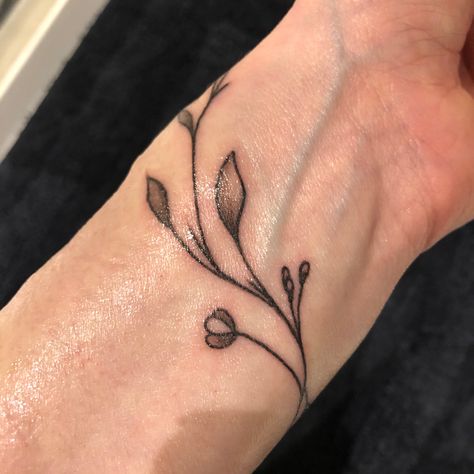 Wrist vine wrap tattoo under wrist leaves shading Under Wrist Tattoo, Vine Wrap Tattoo, Around Wrist Tattoo, Wrap Around Wrist Tattoos, Wrap Tattoo, Tattoo Shading, Cool Tattoos For Guys, Wrist Tattoo, Wrist Tattoos