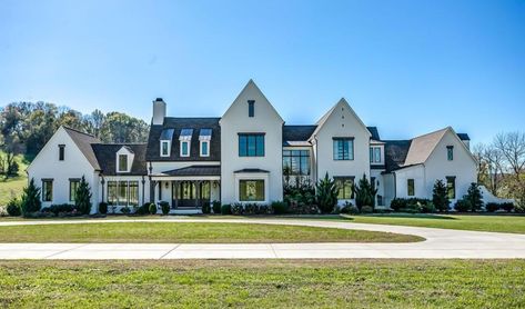 $4.9M Modern Farmhouse Pending Sale in Franklin, TN (PHOTOS) - Pricey Pads Franklin Homes, Safe Room, Modern Farmhouse Exterior, Franklin Tn, Farmhouse Exterior, Outdoor Retreat, Dream House Plans, House And Home Magazine, In Ground Pools