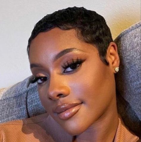 Low Pixie Haircut Black Women, Pixie Cut Black Women, Finger Waves Short Hair, Short Relaxed Hairstyles, Short Hair Designs, Chic Short Hair, Short Hair Images, Natural Hair Short Cuts, Cut Life