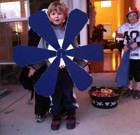 Ceiling Fan Costume Halloween, Ceiling Fan Costume, Ceiling Fan Halloween Costume, Fan Costume, Ceiling Fan Art, Cardboard Costume, Halloween Costumes To Make, Party Costumes, Simple Sewing