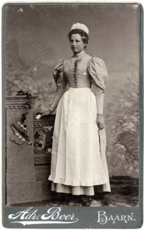 Dutch cdv. servant maid. Servant Clothes, Victorian Maid, Nurse Ratched, Victorian Photography, 1890s Fashion, Sarah B, 1800s Fashion, Maid Uniform, Maid Outfit