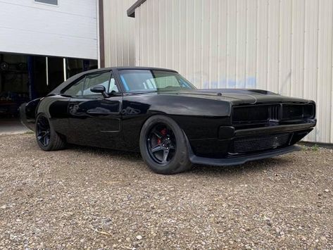 Custom Demon-Powered '68 Dodge Charger Is A Modern Mopar Masterpiece Dodge Charger Demon, Modified Bikes, Luxury Bmw, Milk Truck, Rat Rod Trucks, 1968 Dodge Charger, Road Motorcycle, Charger Rt, Dodge Vehicles