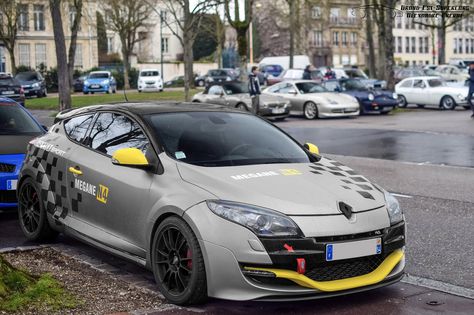 Renault Megane RS | by Alexandre Prévot Megane 3 Rs, Renault Megane Rs, Hot Hatchback, Car Stripes, Car Livery, Renault Sport, Fiat Bravo, Renault Alpine, Custom Muscle Cars