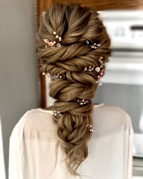 Asian Hair Braid, Wedding Hair Bride, Bridal Party Hair, Formal Hairstyles For Long Hair, Engagement Hairstyles, Hair Bride, Traditional Hairstyle, Wedding Hair Headband, Wedding Hairstyles Bride