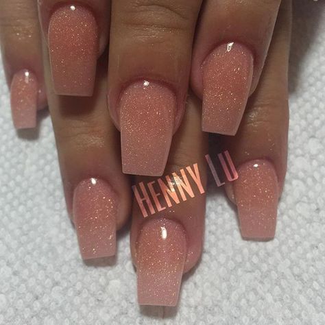 Nail Ideas Ballerina Shape, Sns Nails Designs Ideas, Coffin Dip Nails, Nails Sns Ideas, Short Nail Dip Ideas, Cute Sns Nail Ideas, Short Sns Nails Designs, Cute Dip Nails Ideas, Cute Dip Nails