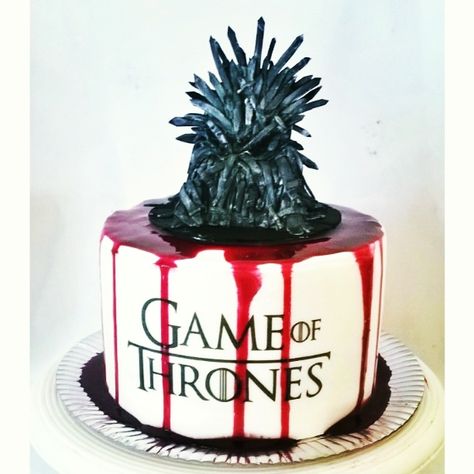 Got cake/game of thrones cake/torta juego de tronos Game Of Thrones Birthday Cake, Rustic Cakes, Game Of Thrones Birthday, Game Of Thrones Cake, 31st Birthday, Rustic Cake, Unique Cakes, Moist Cakes, Name Day