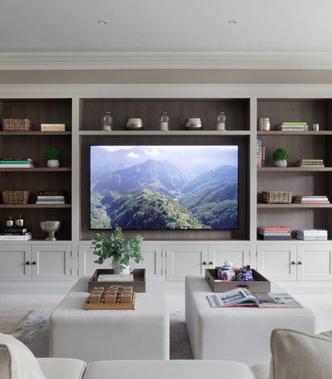 Living Rooms With Entertainment Centers, Media Walls, Humphrey Munson, Media Room Design, Built In Shelves Living Room, Feature Wall Living Room, Living Room Built Ins, Living Room Wall Units, Living Room Entertainment