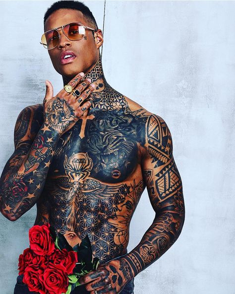 Tyrone Hermitt Man With Tattoos, Dark Skin Tattoo, Tatted Men, Wolf Tattoo Sleeve, Workouts Gym, Chest Tattoo Men, Full Body Tattoo, Dope Outfits For Guys, Face Tattoos