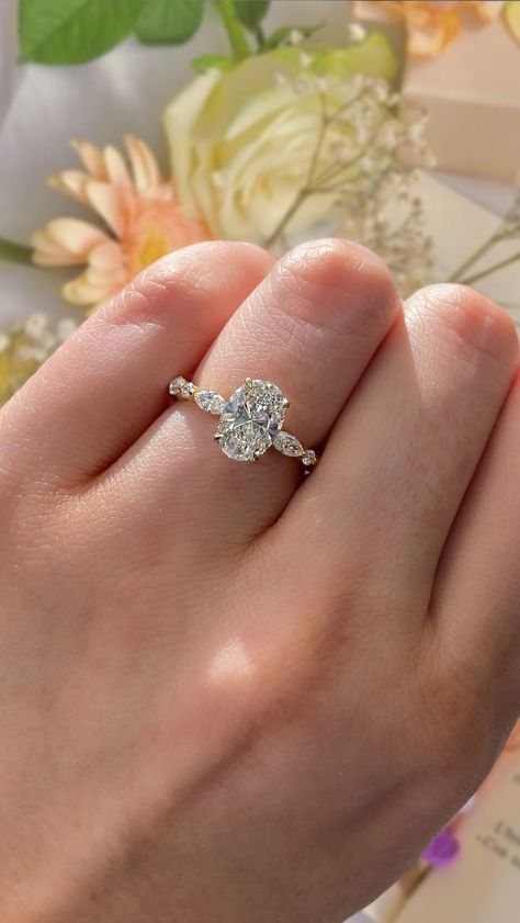 Engagement Rings For Slim Fingers, Brilliant Earth Engagement Rings Oval, Engagement Ring Shopping Outfit, Non Traditional Engagement Rings Silver, Engagement Rings 2024, Vintage Silver Engagement Rings, Wedding Rings Oval Cut, Classic Engagement Ring Oval, Wedding Rings White Gold