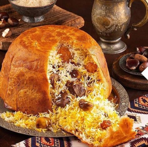 Persian Food Iranian Cuisine, Pilaf Recipe, Iranian Cuisine, Pilaf Recipes, Strawberry Kitchen, Around The World Food, Persian Cuisine, Iranian Food, European Cuisine