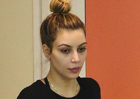 Kim Kardashian without any makeup Kim K No Makeup, Kim Kardashian No Makeup, Kim Kardashian Without Makeup, Expensive Makeup Brands, Kim K Makeup, Kardashian Makeup, Expensive Makeup, Flawless Beauty, No Makeup