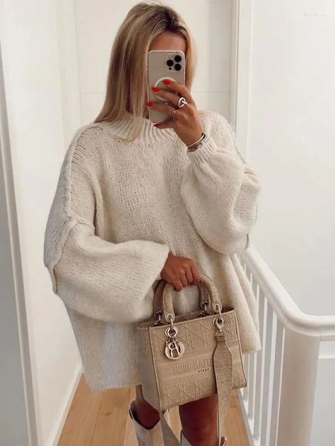 Women's Sweaters Knitted Jumper Sweater Long Lantern Sleeve O-neck Fashion#fashion #wholesaleclothing #wholesalefashion #wholesalers #inspiration #boutiqueclothing #fashiondistrict #fashiongo #boutiqueowner #boutiquebusiness #boutiqueboss #smallbusiness #fallfashion Chunky Knit Sweater Outfit, Sweater Cardigan Outfit, Christmas Outfit Men, Chunky Pullover Sweater, Knit Sweater Outfit, Fall Sweaters For Women, Cardigan Outfit, Oversize Pullover, Pull Oversize