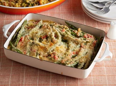 Pioneer Woman Green Bean Casserole, Pioneer Woman Green Beans, Onion Straws, Easter Dinner Ideas, Green Bean Casserole Recipe, Oven Top, Greenbean Casserole Recipe, Diner Recept, Sherry Vinegar