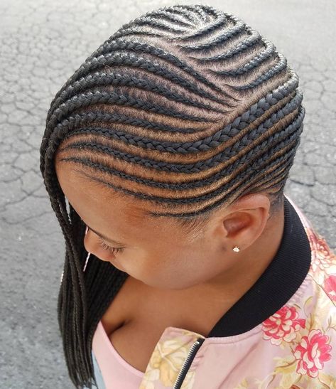 Dynamic Side-Swept Cornrows Side Cornrows, Lemonade Braids Hairstyles, African Hair Braiding Styles, Braided Cornrow Hairstyles, Cool Braid Hairstyles, Beautiful Braids, Braids For Kids, Cornrows Braids, Cornrow Hairstyles