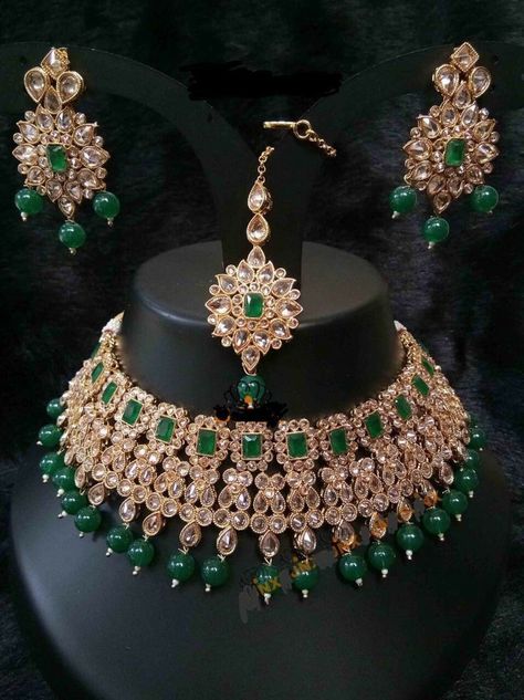 Dulhan Jewellery, American Diamond Necklace Set, Hyderabadi Jewelry, Pakistani Jewellery, Wedding Minimalist, Bridal Jewelry Sets Brides, Wedding Jewelry Sets Bridal Jewellery, Indian Wedding Jewelry Sets, Indian Bridal Jewelry Sets