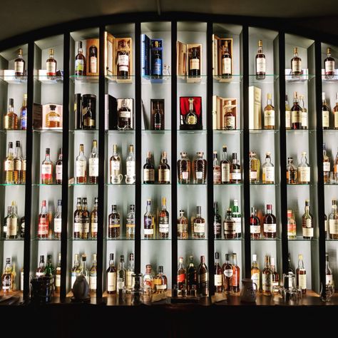 Whisky Cabinet, Small Bars For Home, Whisky Collection, Whisky Tasting, Small Bars, Tasting Room, Bars For Home, Bourbon, Liquor Cabinet