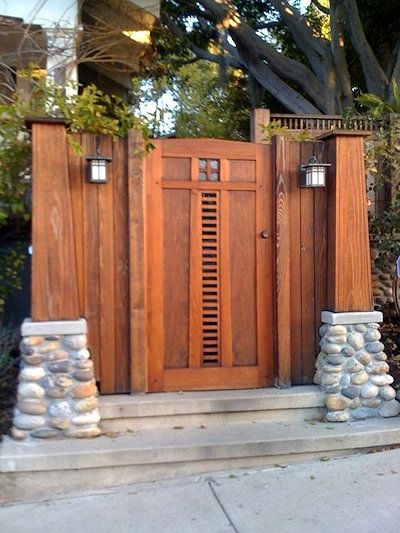 Wooden Garden Gate, Wooden Gate, Craftsman Exterior, Craftsman Style Home, Wooden Gates, Craftsman Bungalows, Front Door Design, Craftsmen Homes, Fence Gate