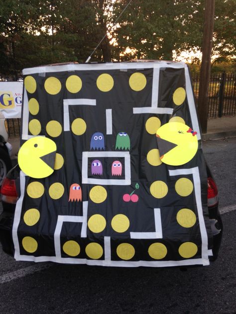 Pacman Trunk Or Treat Ideas, Pac Man Trunk Or Treat, Trunker Treat Ideas, Church Trunk, Homecoming Floats, Trunk Or Treat Ideas, Vbs 2023, Halloween Idea, Game Birthday