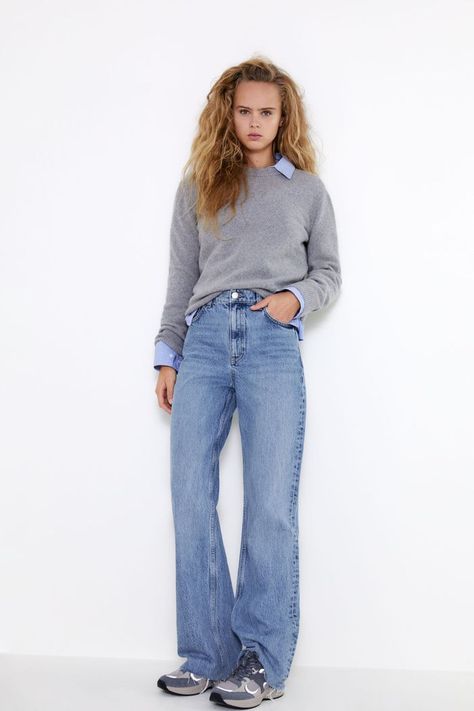 Zara Hi Rise Wide Leg Full Length Jeans Highwaist Jeans Outfit, Wide Leg Jeans Outfit Street Style, High Waisted Wide Leg Jeans Outfit, Wide Leg Full Length Jeans, Wide Jeans Outfit, Zara Wide Leg Jeans, Comfy Streetwear, Straight Leg Jeans Outfits, Wide Leg Jeans Outfit