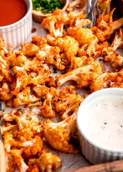 Buffalo Cauliflower Oven, Baked Califlower, Roasted Buffalo Cauliflower, Broccoli Cheddar Bites, Buffalo Cauliflower Recipes, Baked Buffalo Cauliflower, The Best Keto Recipes, Parmesan Cauliflower, Cauliflower Buffalo Wings