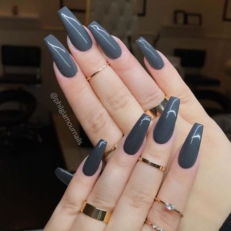 Dark Colored Nails Acrylic, Neutral Dark Nails, Acrylic Nails Dark Colors, Neutral And Black Nails, Cute Haircuts For Women, Solid Nail Color Ideas, Cute Medium Hairstyles, Academia Nails, Dark Academia Nails