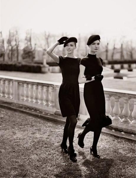 Paris Moodboard, French Voguettes, Parisienne Style, Style Parisienne, Parisienne Chic, Women In Black, Paris Chic, Paris Mode, Moda Paris