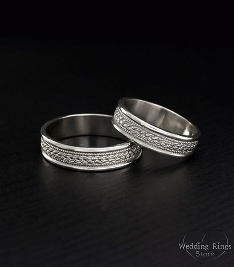 Hand Kada For Men, Wed Rings, Wicker Wedding, Braided Wedding Rings, Wedding Bands Unique, Hand Engraved Wedding Band, Blue Nile Jewelry, Silver Bracelet Designs, Filigree Wedding Band