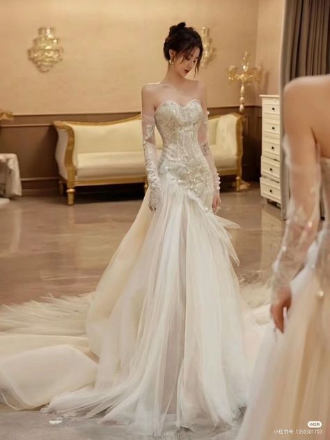 Douyin Wedding Dress, Korean Prom, Latina Wedding, Wedding Dresses Ideas, Chinese Wedding Dress, Gowns Dresses Elegant, Pretty Wedding Dresses, White Wedding Dress, Dream Wedding Ideas Dresses