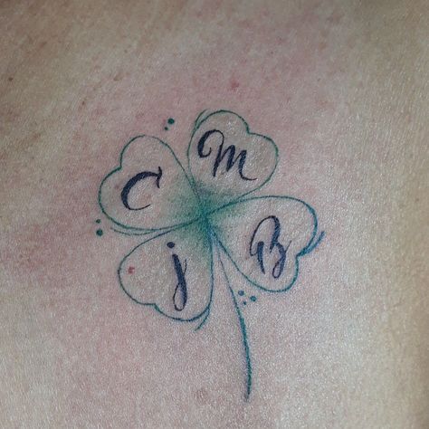 4 Leaf Clover Tattoo, Grandchildren Tattoos, Leaf Clover Tattoo, Tattoos For Moms, Grandma Tattoos, Four Leaf Clover Tattoo, Clover Tattoo, Shamrock Tattoos, Tiny Wrist Tattoos