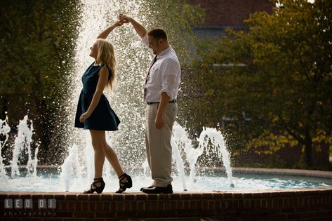 Country Engagement Photos, Snow Engagement Photos, Outdoor Family Photoshoot, Prom Picture Poses, Towson University, Prom Photoshoot, Cute Engagement Photos, Engagement Photos Country, Wedding Engagement Pictures