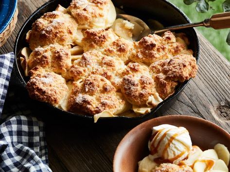 Smoked Apple Cobbler Recipe | Food Network Kitchen | Food Network Thanksgiving Desserts Apple, Best Apple Recipes, Apple Cobbler Recipe, Cobbler Topping, Apple Cobbler, Apple Dessert Recipes, Thanksgiving Food Desserts, Cobbler Recipe, Ideas Food