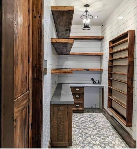 Pantry Remodel, Kitchen Pantry Design, Kitchen Farmhouse, Wood Plans, Pantry Design, Woodworking Videos, Woodworking Projects Plans, Teds Woodworking, Easy Woodworking Projects