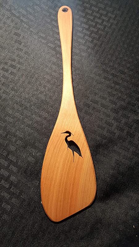 Gifts For A Chef, Wooden Spoon Art, Spatula Art, Wooden Spatulas, Wooden Spoon Carving, Handmade Wooden Spoons, Wooden Cooking Utensils, Steel Gate Design, Wood Chopping Board