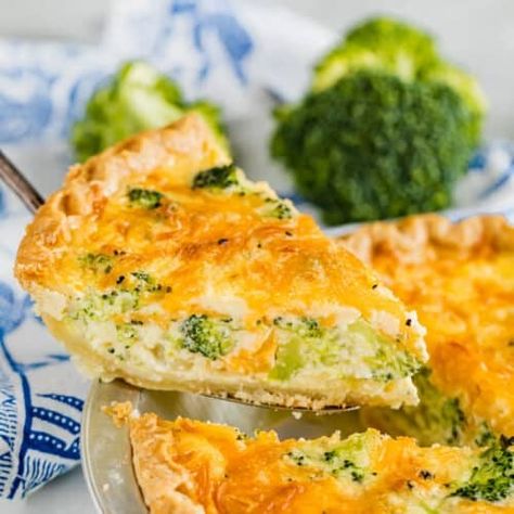 Broccoli Cheddar Cheese Quiche - The Life Jolie Broccoli Quiche Recipes, Best Quiche Recipes, Broccoli Cheddar Quiche, Cheddar Quiche, Broccoli Quiche, Easy Quiche, Easy Broccoli, Quiche Recipes Easy, Cheese Quiche