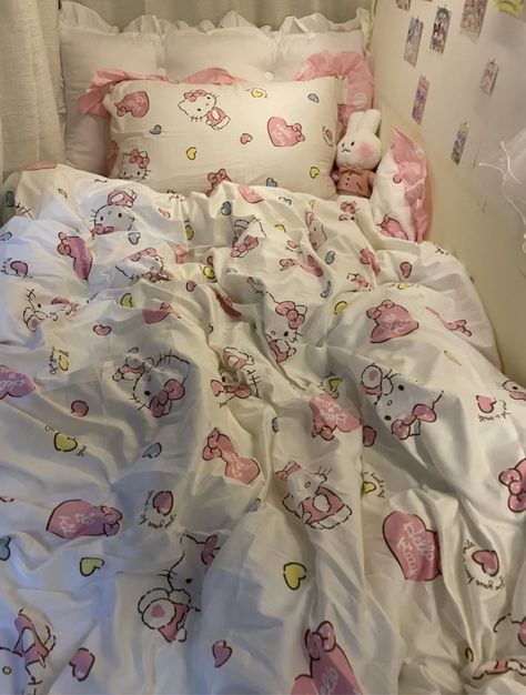 Hello Kitty Room Decor, Hello Kitty Bedroom, Hello Kitty Bed, Images Hello Kitty, Angel Energy, Hello Kitty Rooms, Kitty Clothes, Hello Kitty Clothes, Hello Kitty Accessories