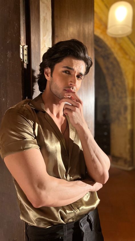 Siddharth Gupta Pics, Sidharth Gupta, Siddharth Gupta, Guys Grooming, Leather Jeans Men, Wavy Hair Men, Actors Male, Handsome Guys, Leather Jeans