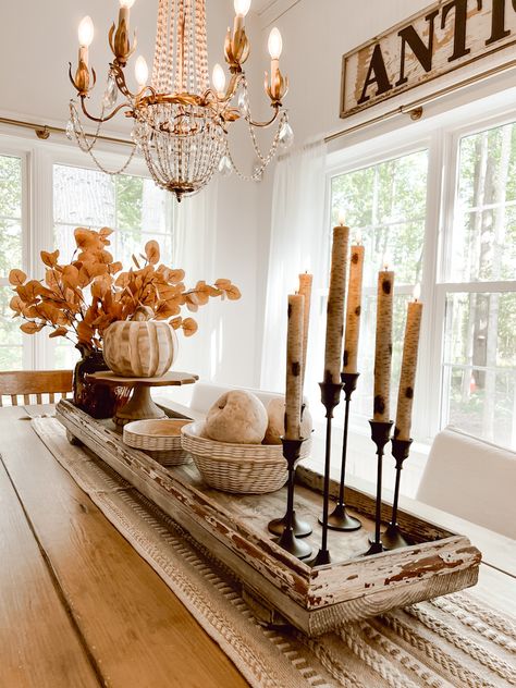 Warm Neutral Fall Table - Deb and Danelle Table Fall Decor, Fall Stems, Fall Dining Table, Fall Dining Room, Herbst Bucket List, Autumn Dining, Fall Table Centerpieces, Neutral Fall Decor, Table Decorating