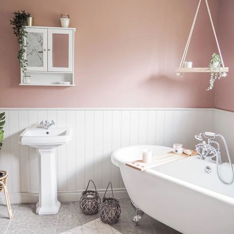 Blush Bathroom, Sulking Room Pink, Gray Bathroom Walls, Big Room, Bathroom Transformation, Bad Inspiration, Bedroom Color Schemes, Number 10, Pink Paint