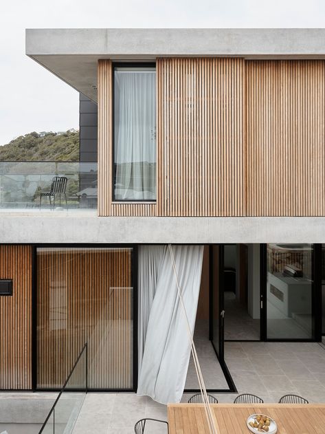 Accoya Wood Cladding, Larch Cladding Exterior, Fasad Design, Larch Cladding, Modern Coastal Home, Cedar Cladding, Wood Facade, Wooden Facade, Edwardian House