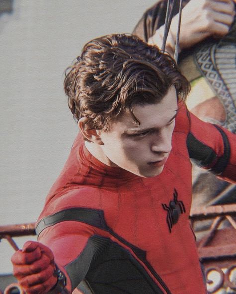 Tom Holland Pfp Icon, Tom Holland Spiderman Icon, Tom Holland Pfp, Spiderman Actor, Peter Parker Tom Holland, Spiderman Icons, Tom Peters, Marvel Wallpapers, Spider Man Homecoming