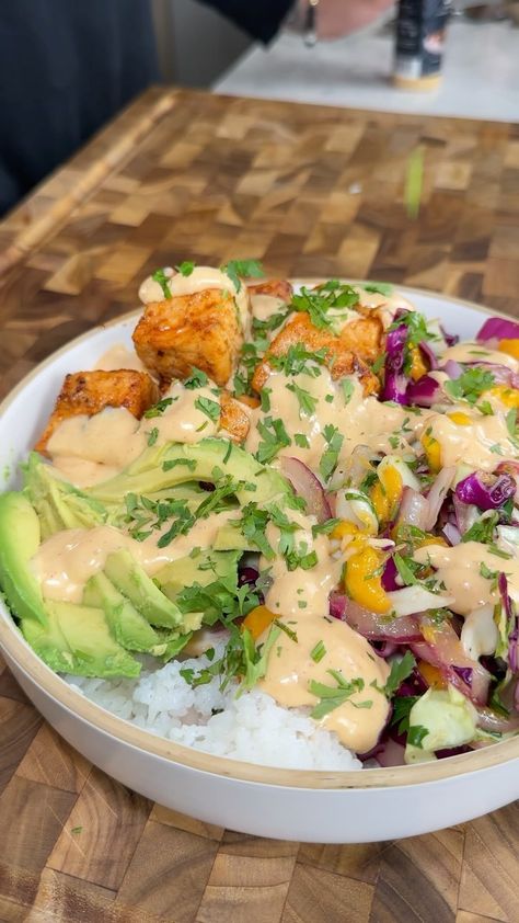 Karim Saad | #ad EASY Salmon Bowl with Coconut Rice & Mango Salsa (recipe 👇🏽) Topped with @primalkitchenfoods YUM YUM Sauce 😍 Find at your local… | Instagram Salmon Bowl Mango Salsa, Tiktok Salmon Rice Bowl, Mango Salsa Recipe, Yum Sauce, Yum Yum Sauce, Salmon Bowl, Salmon And Rice, Primal Kitchen, Easy Salmon