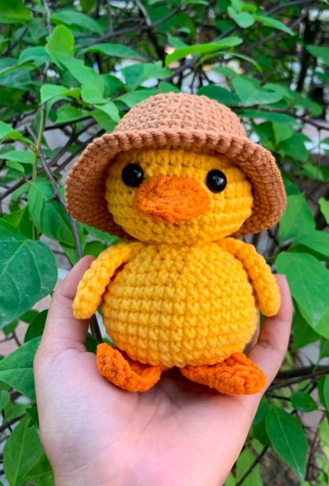 The Baby Duck Crochet Pattern – KnotNookCo Ducks With Hats, Duck Crochet Pattern, Duck Crochet, Duck Pattern, Diy Crochet Toys, Butterfly Tutorial, Baby Duck, Duck Toy, Crochet Butterfly